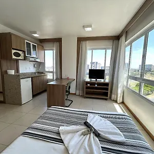Sm622 Flat Regiao Prox Embaixada Americana , Brasília Brasil